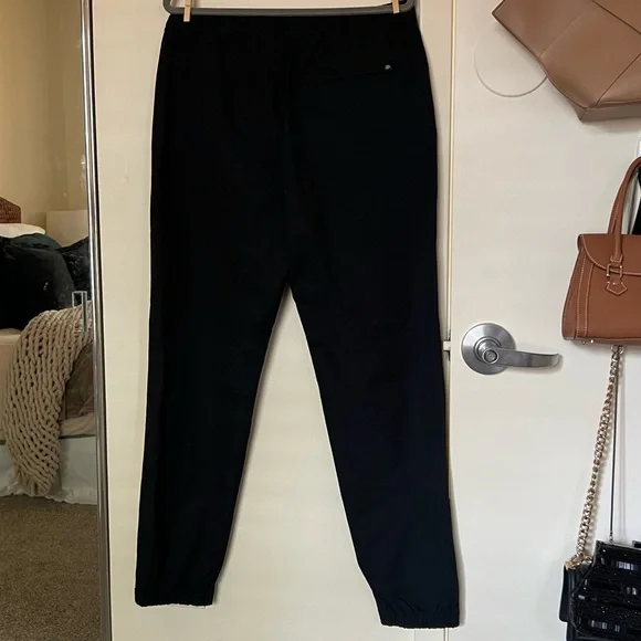 NWT Men’s Black Banana Republic Motion Tech Hybrid Pant - Picture 3 of 5